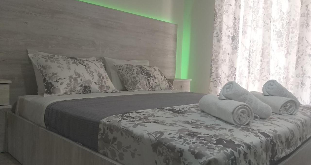 Studio Garden Apartment Nea Kallikrateia Luaran gambar